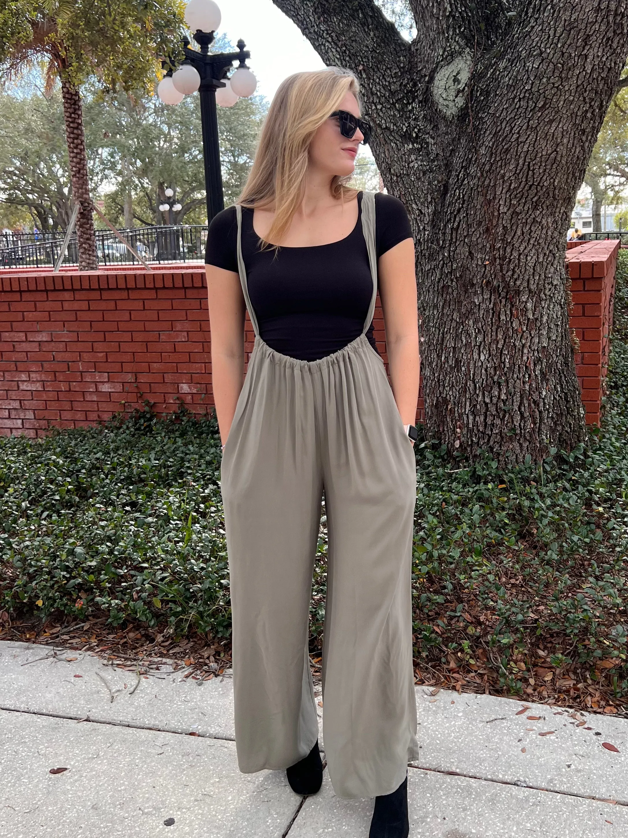 ALEXIS JUMPSUIT IN OLIVE