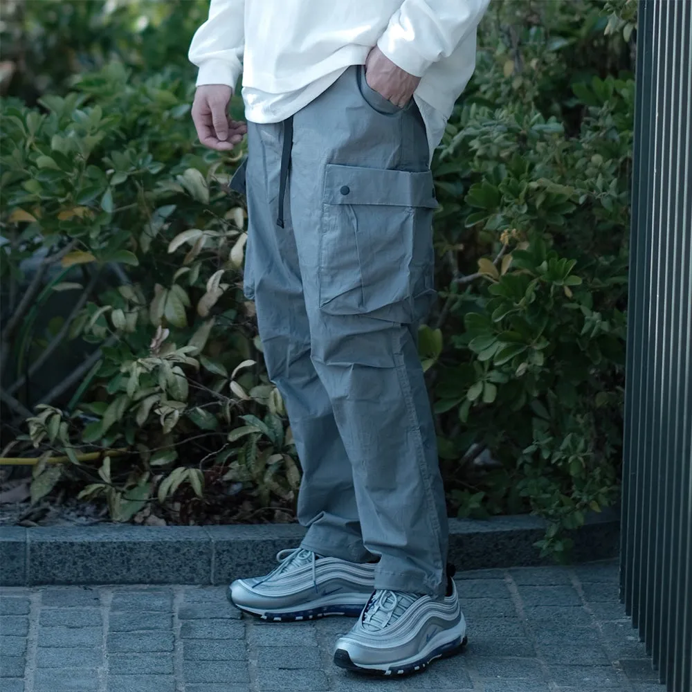 Boysnextdoor Relax Cargo Pants in Green