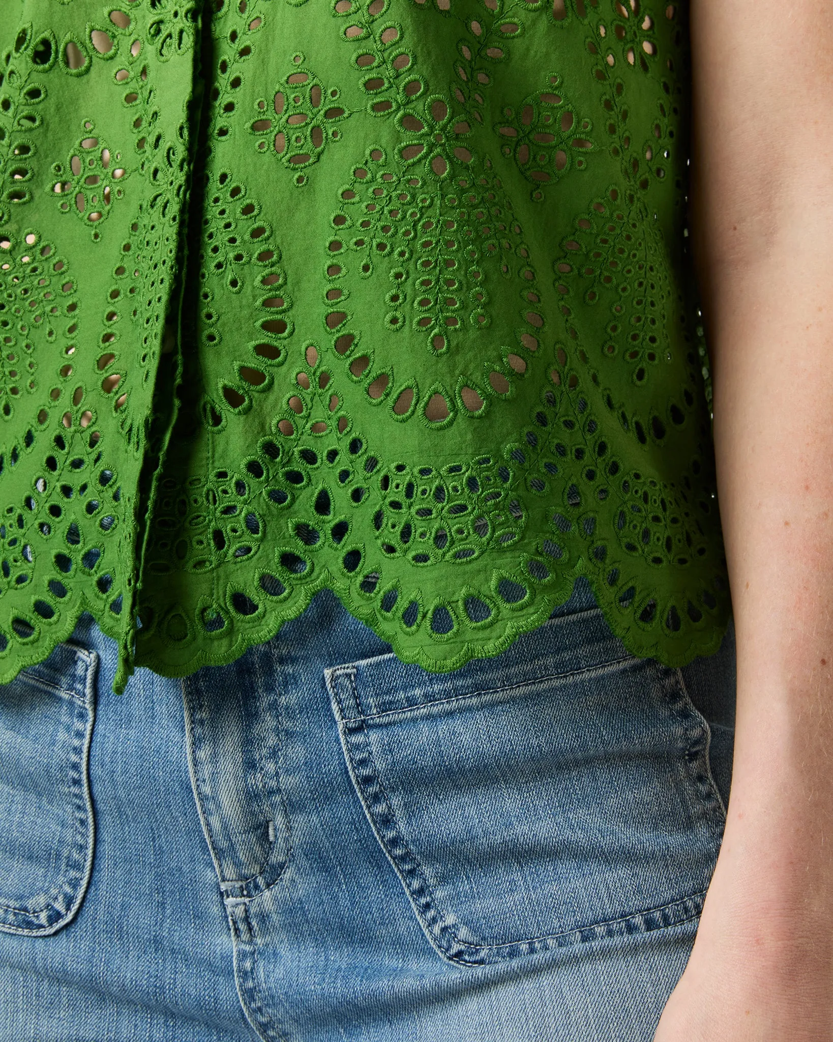 Carol Short-Sleeved Shirt in Green Eyelet