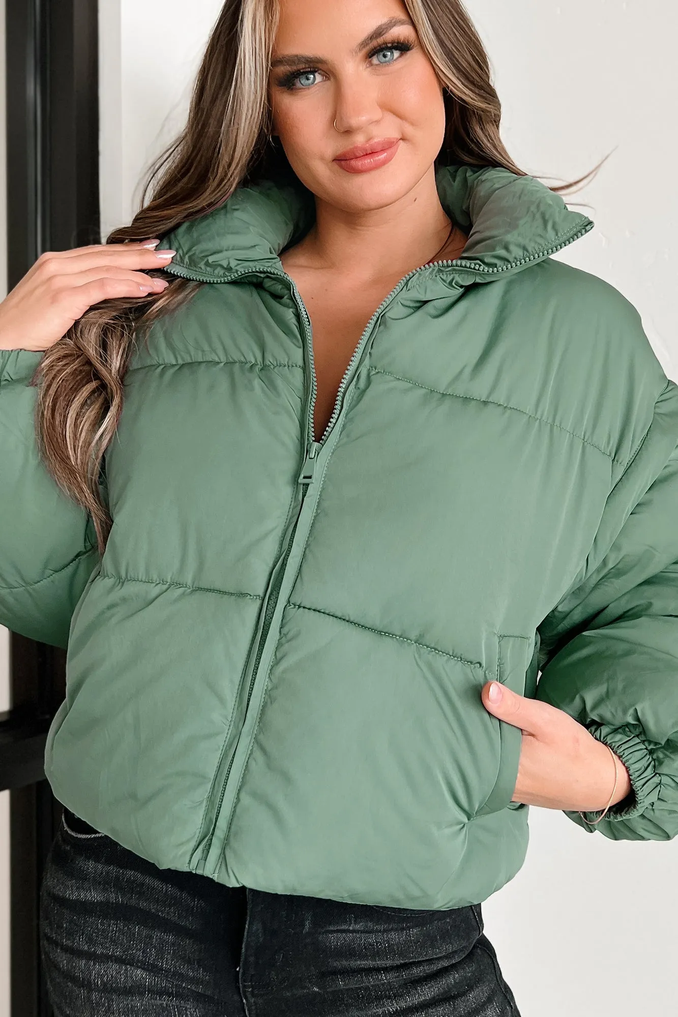 Changing Climate Detachable Sleeve Puffer Jacket (Green)