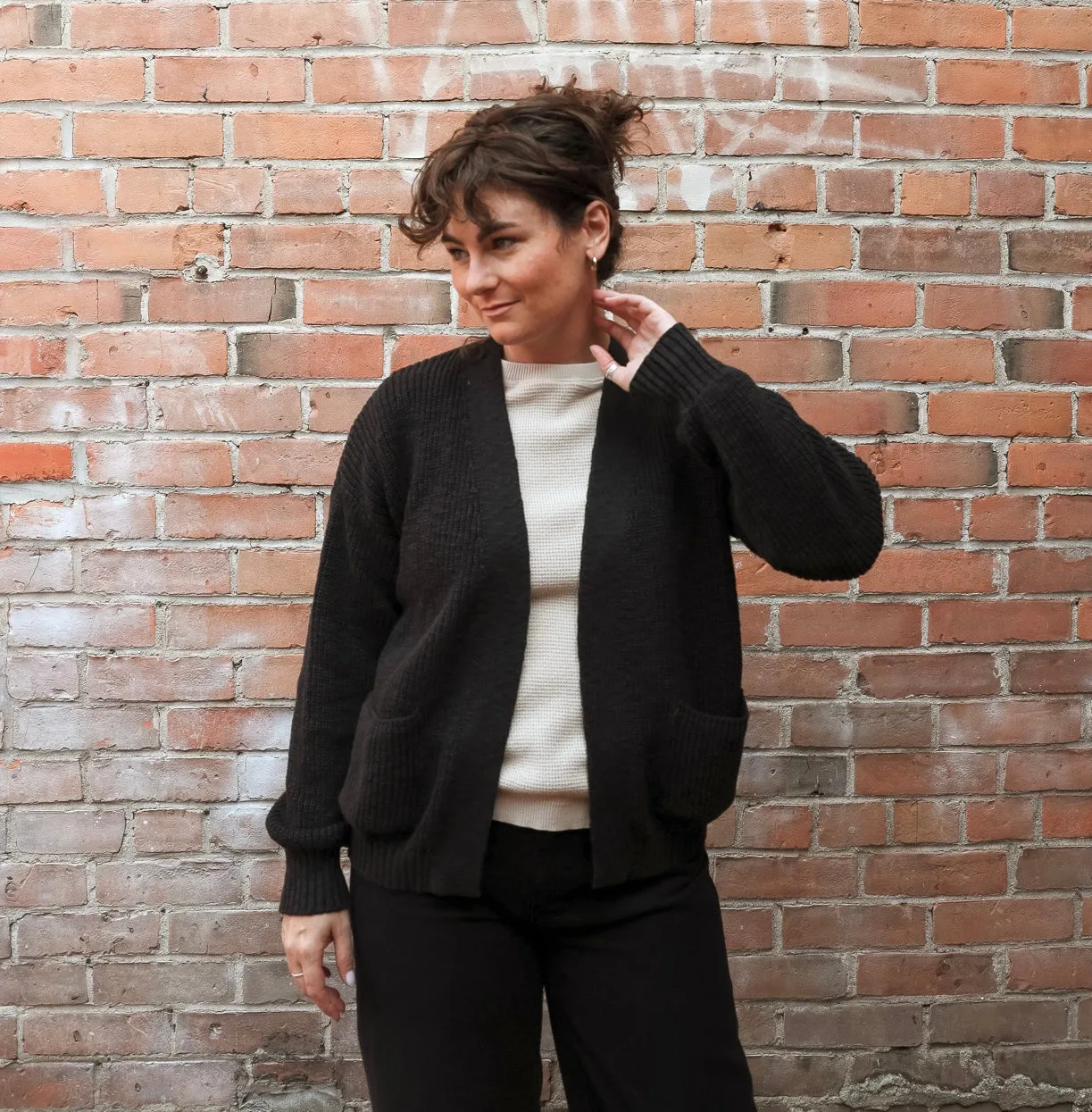 Easy Cardigan in Black