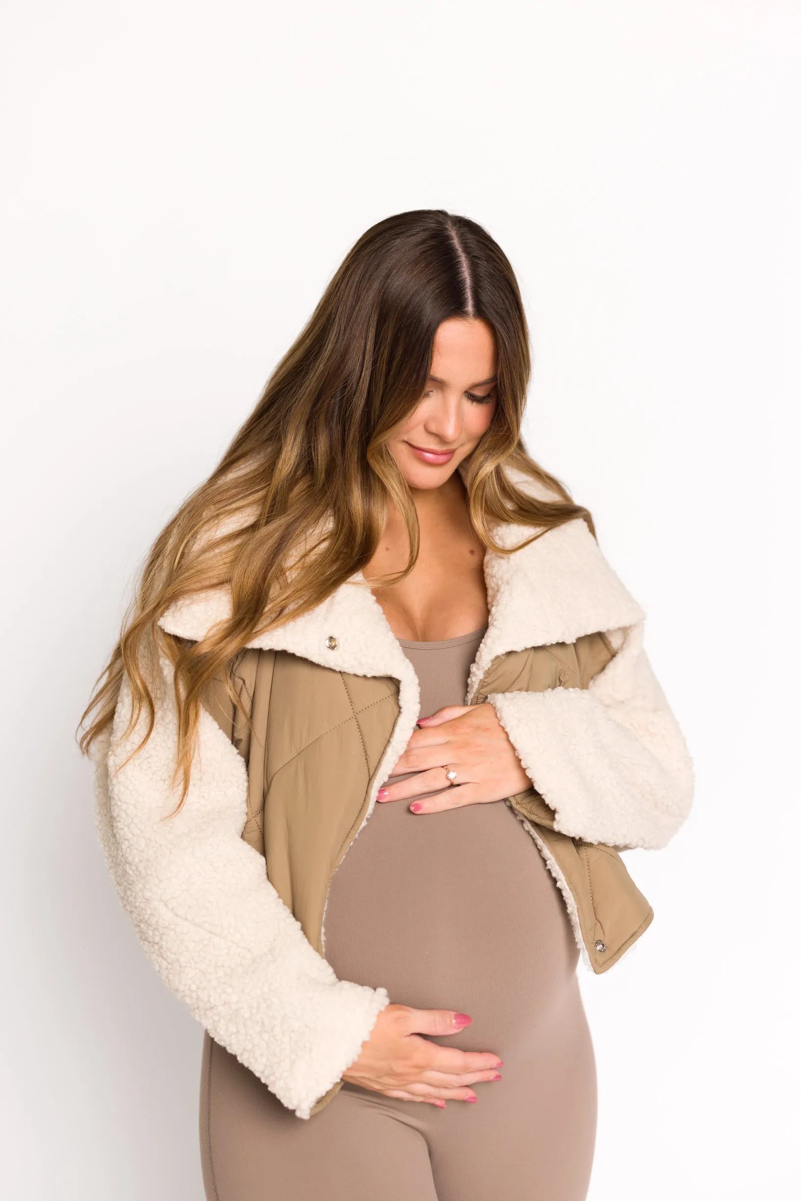 Jacey Quilted Jacket With Fluffy Shearling in Olive