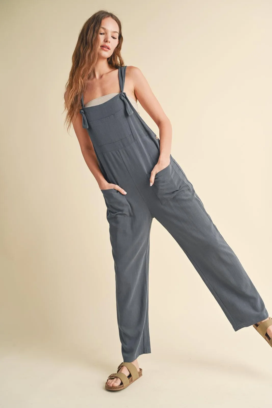 LOVELY IN LINEN OVERALLS