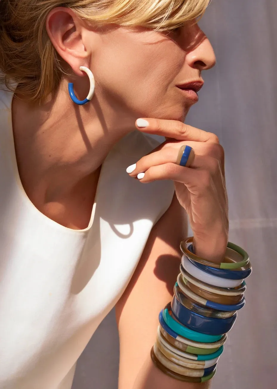 Soyang Paris Light White Horn Square Edge Hoop Earring