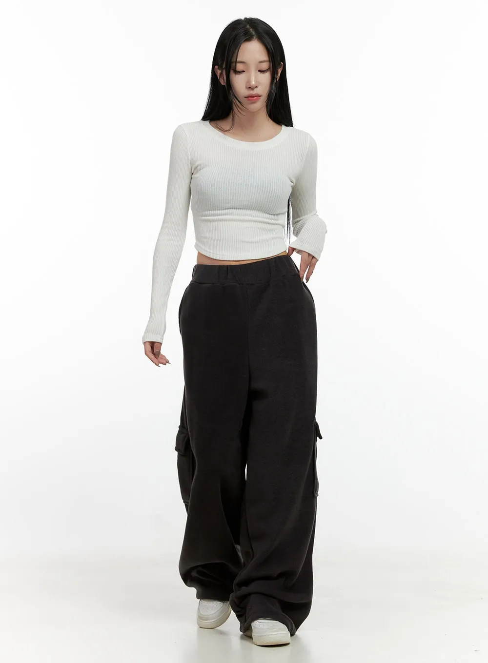 Wide-Fit Polyester Cargo Pocket Pants CN408